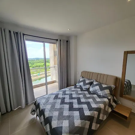 Lujoso Y Moderno Apartment