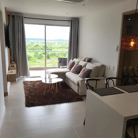 Lujoso Y Moderno Apartamento