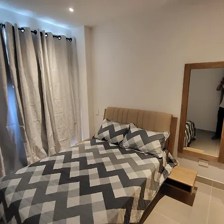 Lujoso Y Moderno Apartamento *
